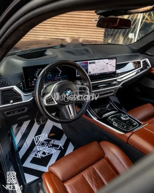 بي ام دبليو X7 2025 أسود مستعملة للبيع - 5
