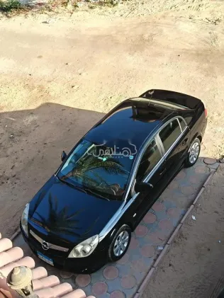 اوبل فيكترا 2008 أسود مستعملة للبيع