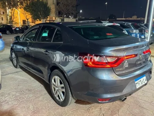 رينو ميجان 2020 رمادي مستعملة للبيع - 4