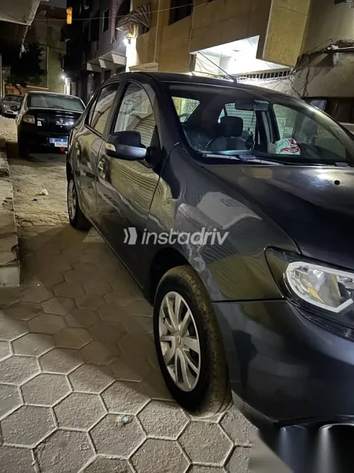 رينو لوجان 2017 أسود مستعملة للبيع - 5