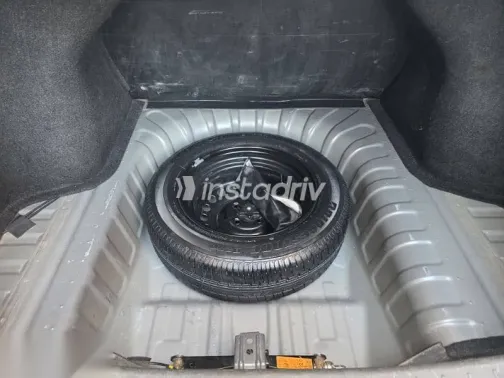 نيسان صنى 2020 رمادي مستعملة للبيع - 4