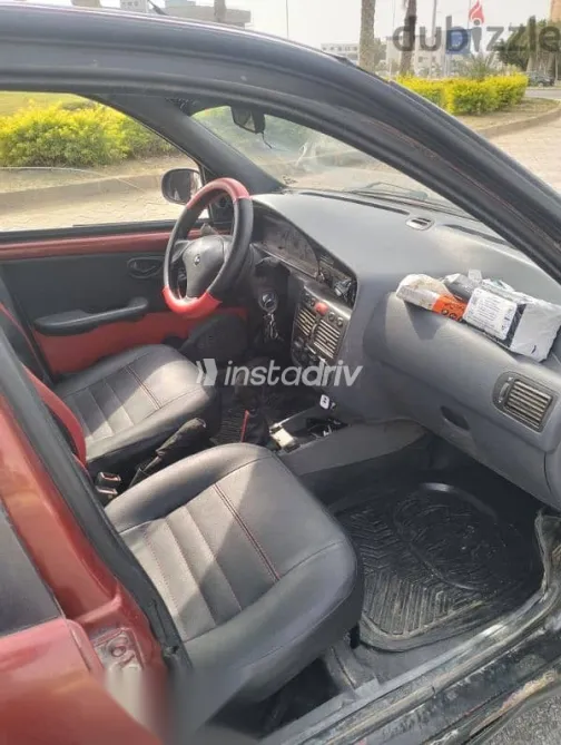 فيات سينا 2001 أحمر مستعملة للبيع - 4