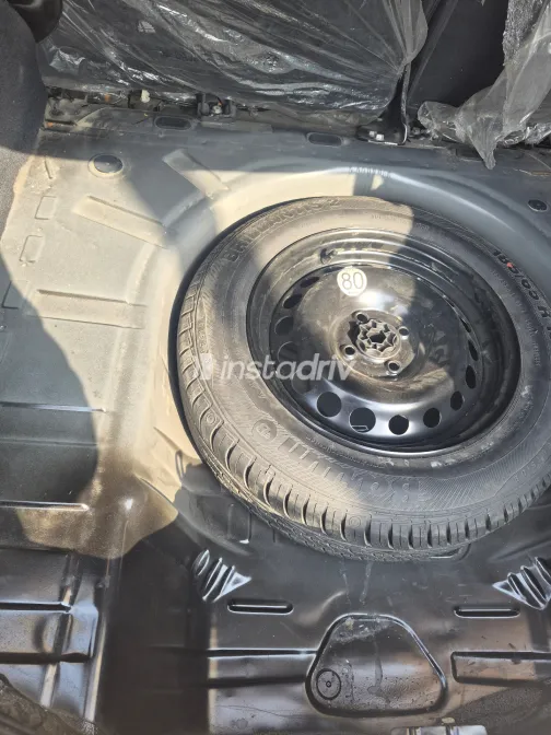 رينو لوجان 2022 أبيض مستعملة للبيع - 6