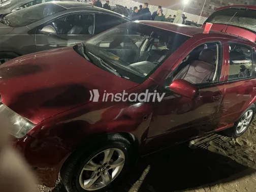 سكودا فابيا 2004 أبيض مستعملة للبيع - 5