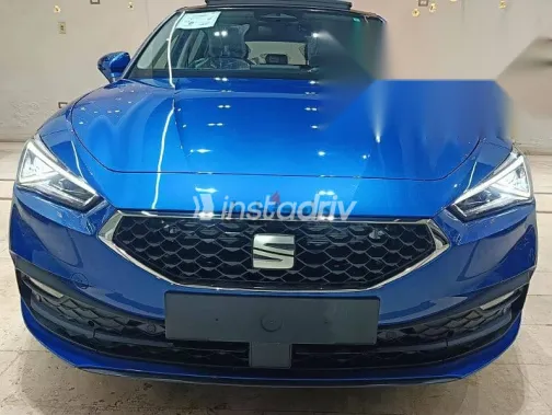 سيات ليون 2026 أزرق غامق جديدة للبيع - 2