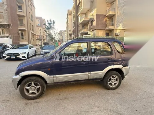 دايهاتسو تيريوس 1999 أزرق غامق مستعملة للبيع - 2