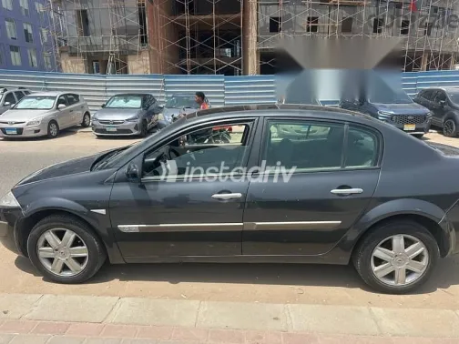 رينو ميجان 2005 رمادي مستعملة للبيع - 3