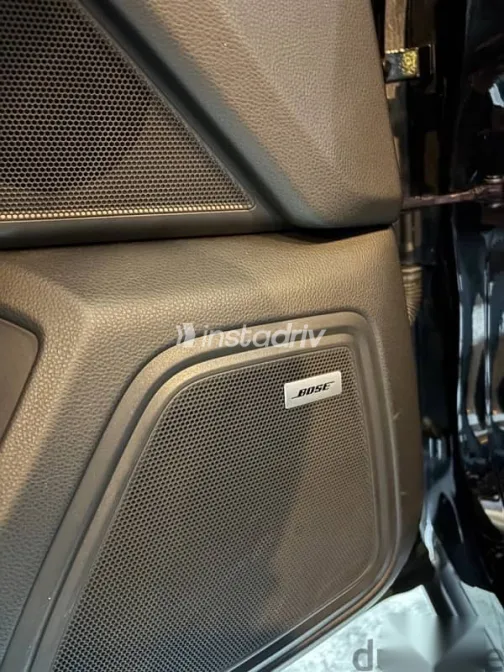 Porsche Macan 2022 Black Used for Sale - 6