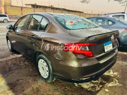 فيات تيبو 2020 بني مستعملة للبيع - 5