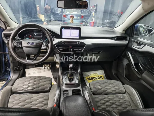 فورد فوكس 2021 أبيض مستعملة للبيع - 4