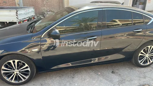 اوبل أنسيجنيا 2018 أبيض مستعملة للبيع - 3