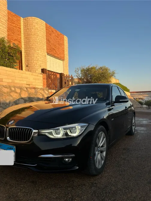 بي ام دبليو 318 2018 أبيض مستعملة للبيع - 4