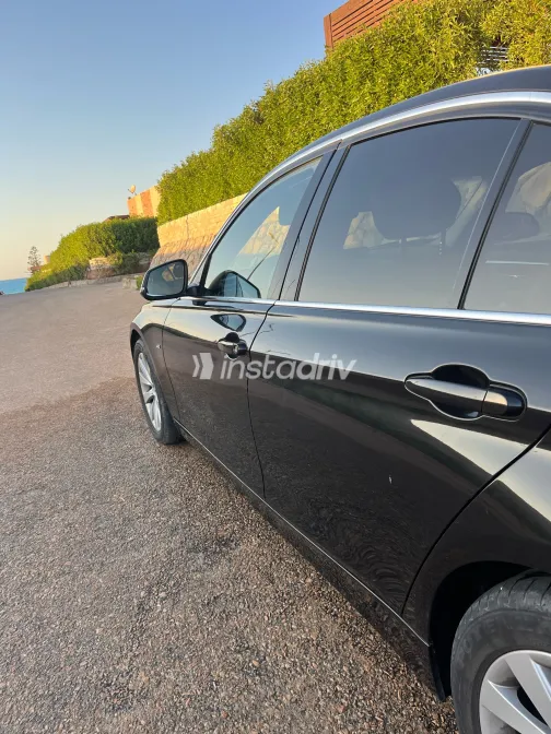 بي ام دبليو 318 2018 أبيض مستعملة للبيع - 5