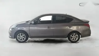 نيسان صنى 2021 فضي مستعملة للبيع