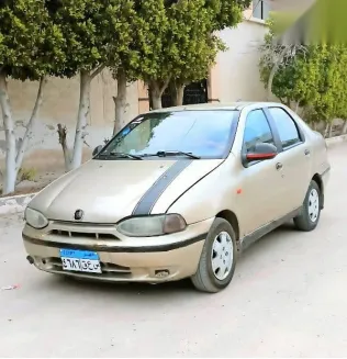 فيات سينا 2000 ذهبي مستعملة للبيع