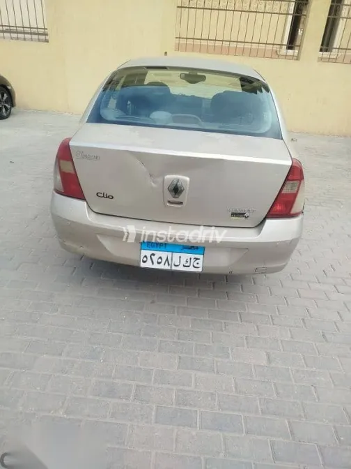 Renault Clio 2008 Beige Used for Sale - 4
