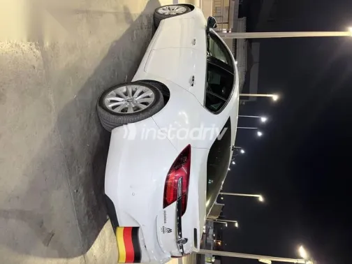 Opel Insignia 2016 White Used for Sale - 7