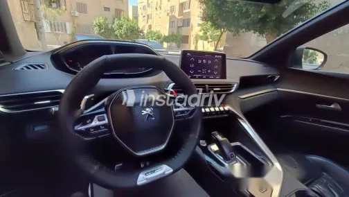 بيجو 3008 2019 رمادي مستعملة للبيع - 4