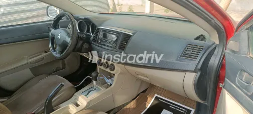 ميتسوبيشي لانسر 2014 أبيض مستعملة للبيع - 9