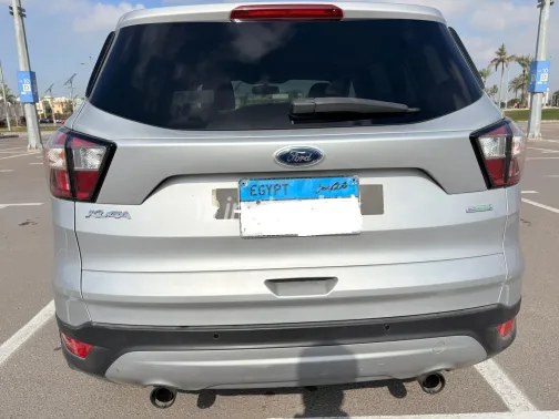 فورد كوجا 2017 أبيض مستعملة للبيع - 4