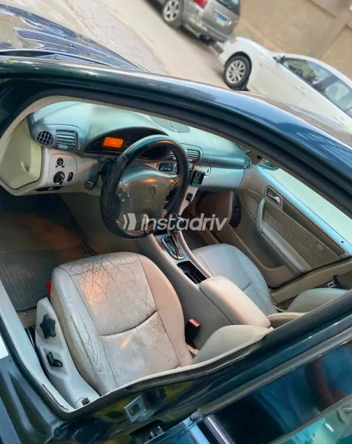 Mercedes C 200 2003 White Used for Sale - 4