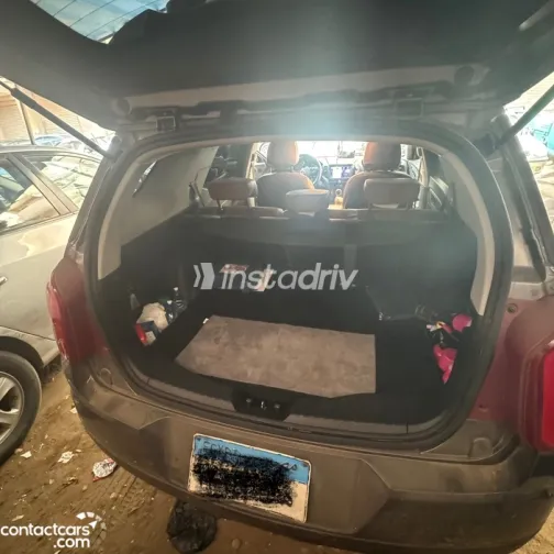 Ssang Yong Tivoli 2019 White Used for Sale - 2