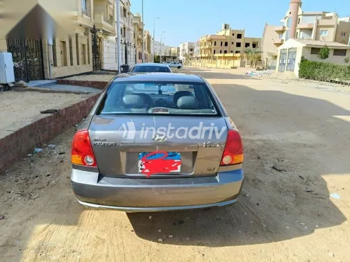 هيونداي فيرنا 2014 رمادي مستعملة للبيع - 1