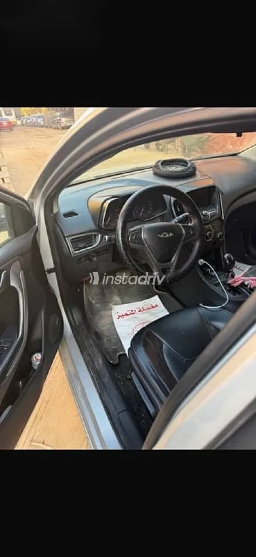 شيرى اريزو 3 2021 فضي مستعملة للبيع - 5