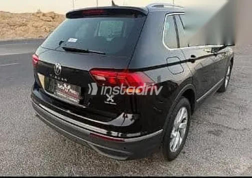 فولكس فاغن تيجون 2024 أسود مستعملة للبيع - 2