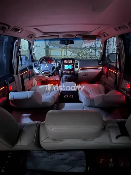 ميتسوبيشي باجيرو 2022 أسود مستعملة للبيع - 7