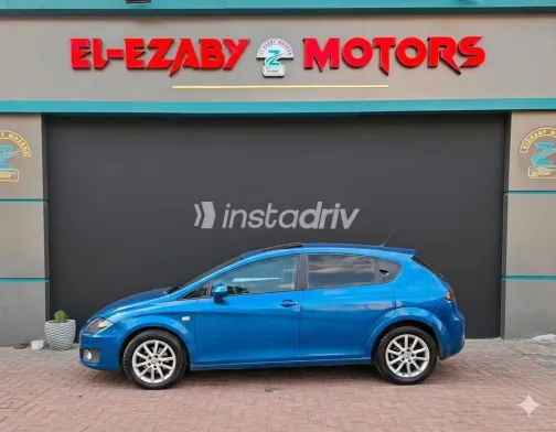 Seat Leon 2012 Blue Used for Sale - 4