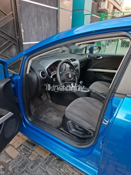 Seat Leon 2012 Blue Used for Sale - 5
