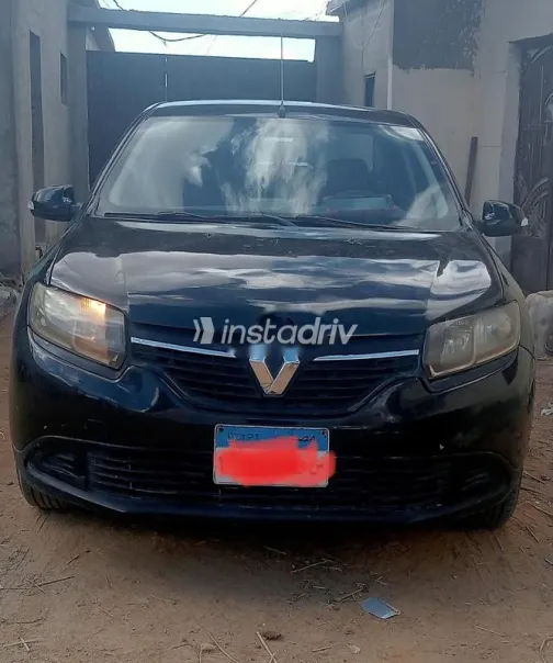 رينو لوجان 2016 أسود مستعملة للبيع - 1