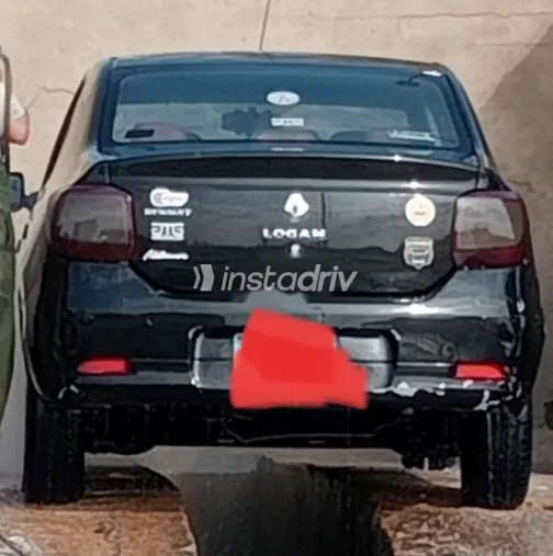 رينو لوجان 2016 أسود مستعملة للبيع - 2