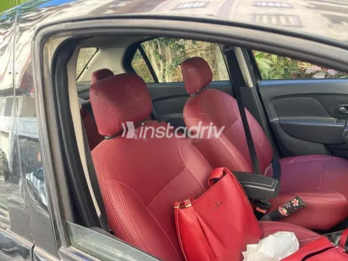 رينو لوجان 2016 أسود مستعملة للبيع - 3