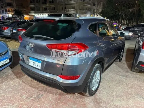 هيونداي توسان GDI 2017 رمادي مستعملة للبيع - 4