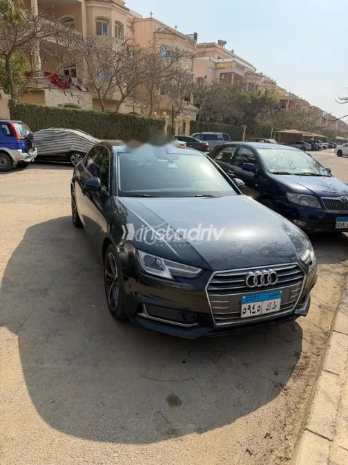 Audi A4 2019 White Used for Sale - 1