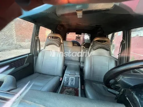 جيب شيروكي 1995 أزرق غامق مستعملة للبيع - 6