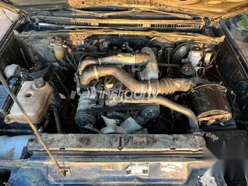 جيب شيروكي 1995 أزرق غامق مستعملة للبيع - 7