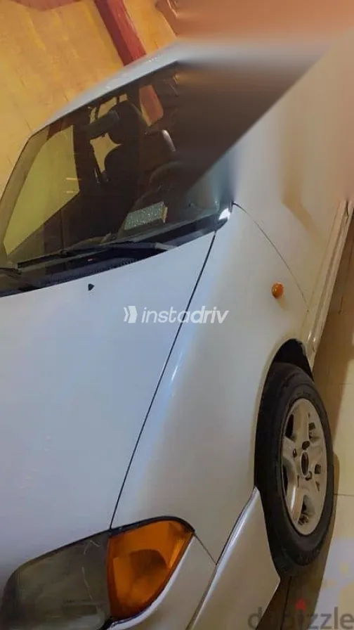 سوزوكى سويفت 1992 أبيض مستعملة للبيع - 2