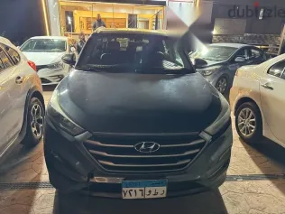 هيونداي توسان 2017 رمادي مستعملة للبيع