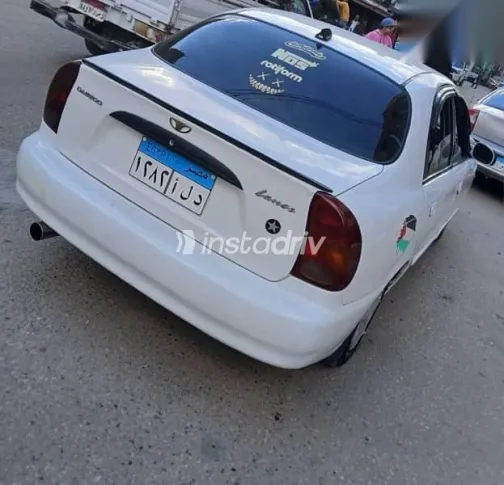 دايو لانوس 2000 أبيض مستعملة للبيع - 2