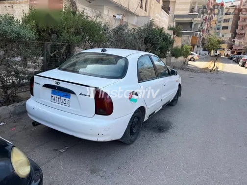 دايو لانوس 2000 أبيض مستعملة للبيع - 6