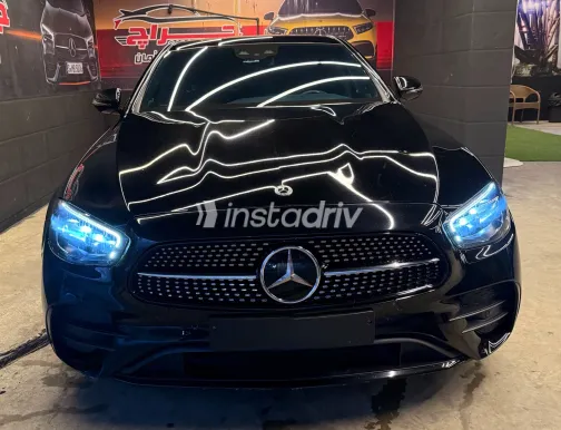 Mercedes E 200 2022 White Used for Sale - 4