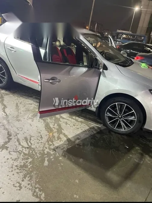 رينو ميجان 2015 رمادي مستعملة للبيع - 3