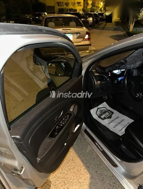 رينو ميجان 2015 رمادي مستعملة للبيع - 7