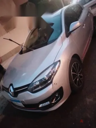 رينو ميجان 2015 رمادي مستعملة للبيع