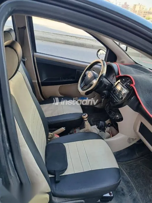 جيلي باندينو 2015 أسود مستعملة للبيع - 4