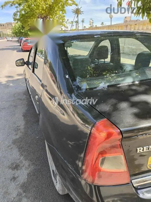 Renault Logan 2012 Black Used for Sale - 1