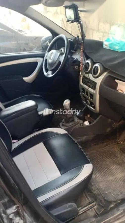 Renault Logan 2012 Black Used for Sale - 2